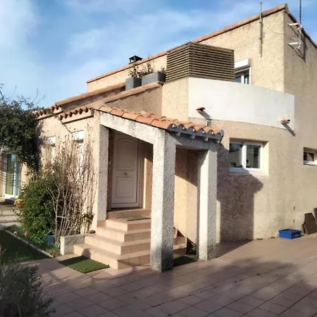 Family House For 6 People With Garden And Brazier * Le Grau-du-Roi